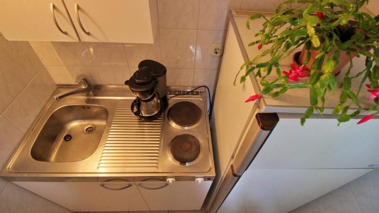 Apartments Slado โอมิช ภายนอก รูปภาพ